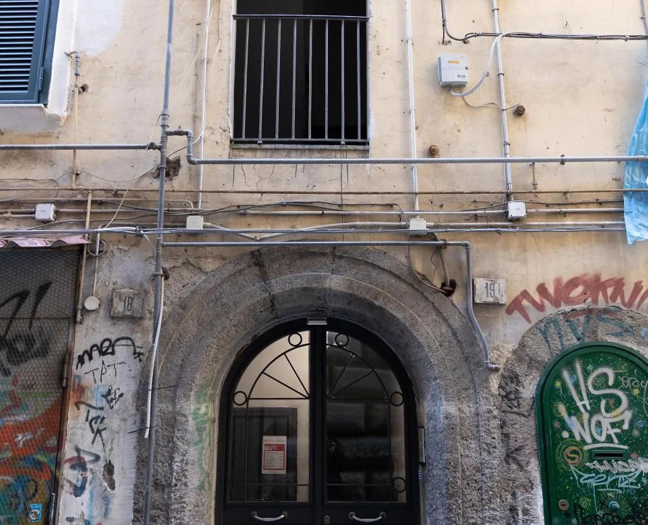 Famme Sta Cuiete Appartamento Napoli Centro Apartment